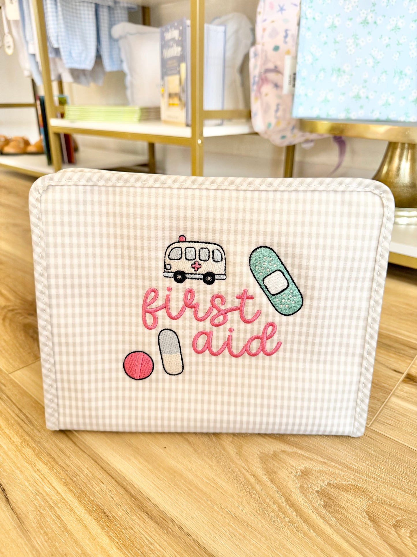 TRVL Gingham Pearl Large Roadie- First Aid Minis