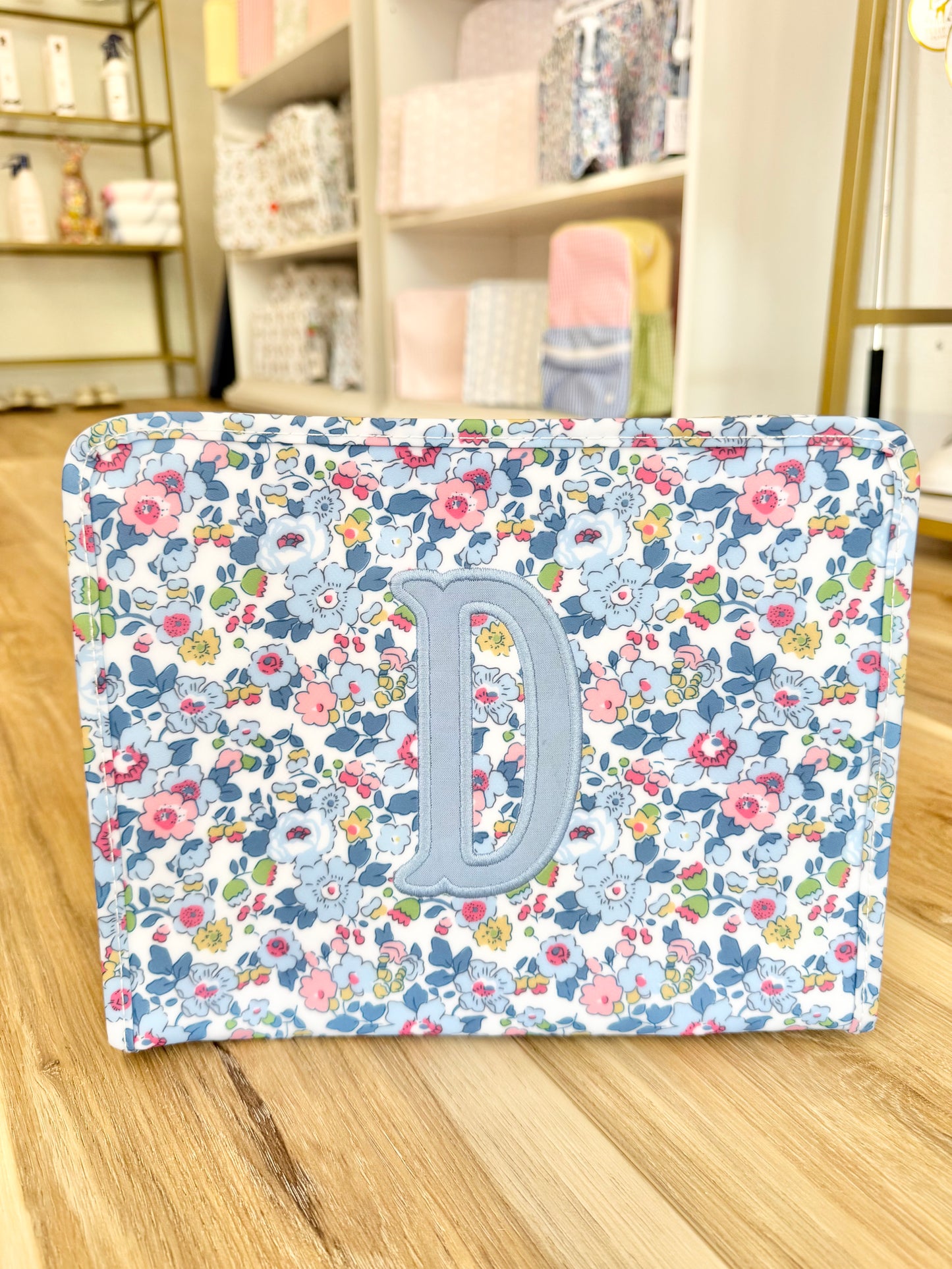 TRVL Bridgehampton Floral Large Roadie- Single Initial Applique