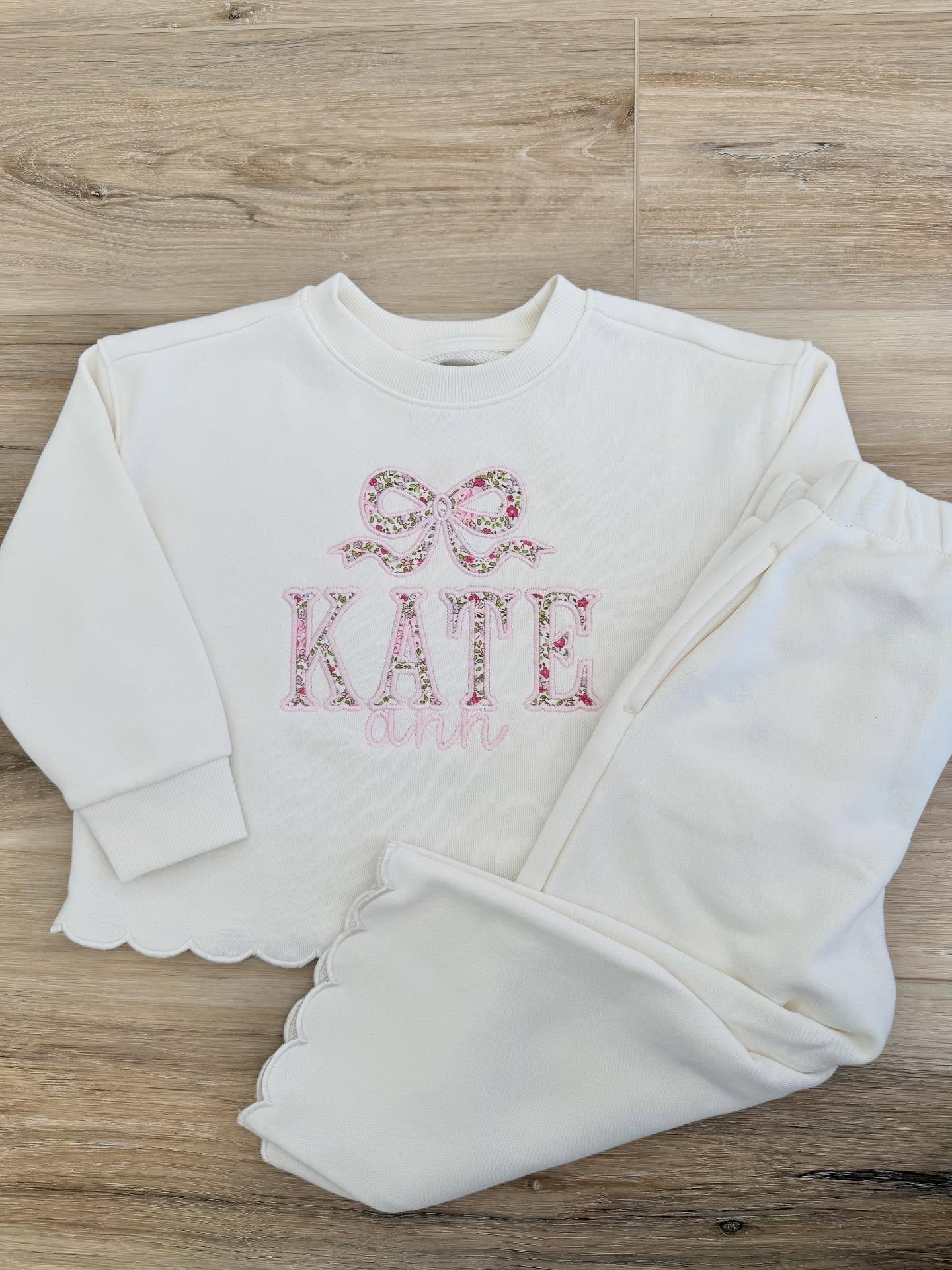 Cream Applique Scallop Pants Set