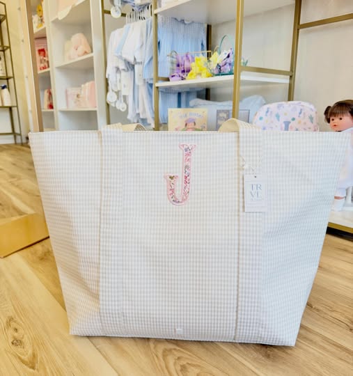 TRVL XL Gingham Pearl Grey Tote
