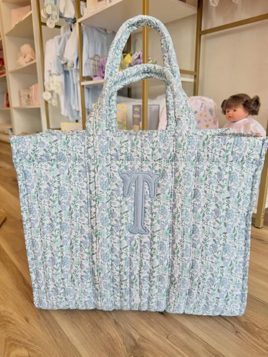 TRVL Hamptons Floral Quilted Tote