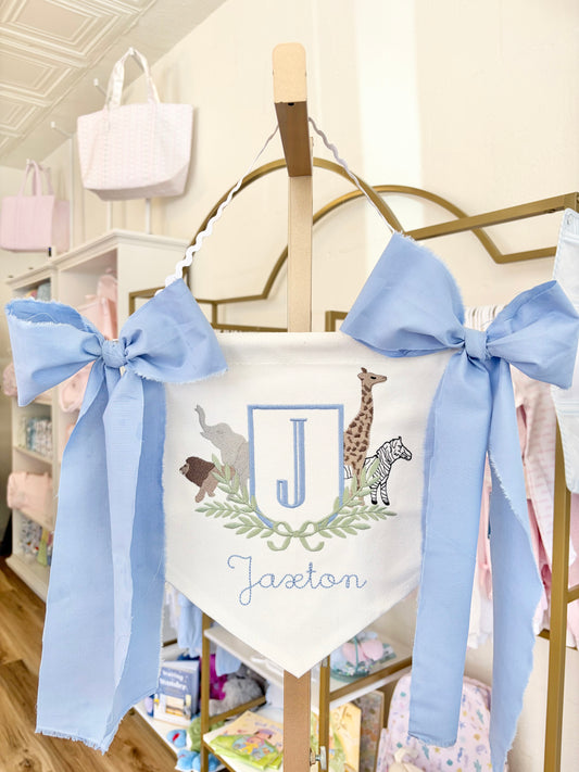 Safari Crest Banner
