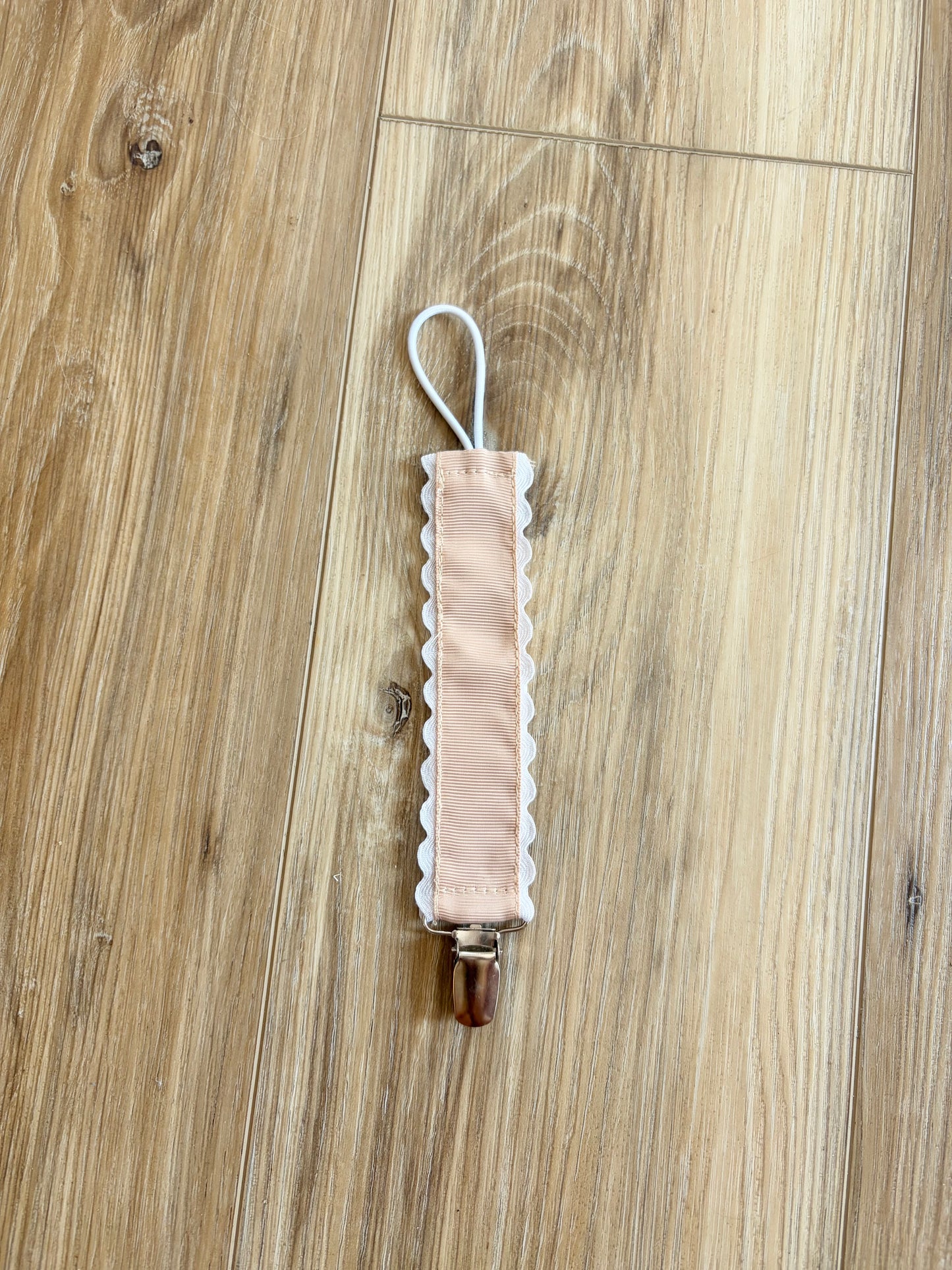 Tan Grosgrain Solid Paci Clip