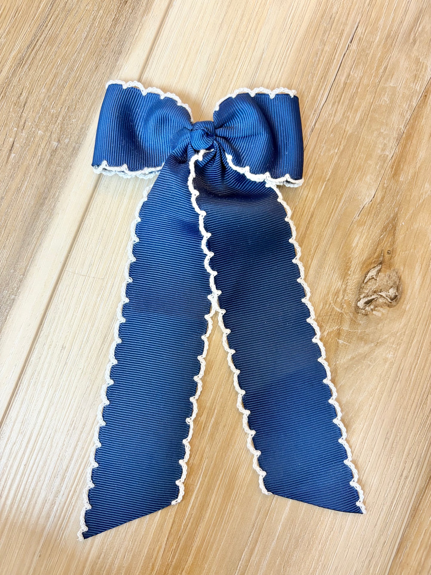 Long Tail Navy with White Trim Hair Embroidered Hair Bow