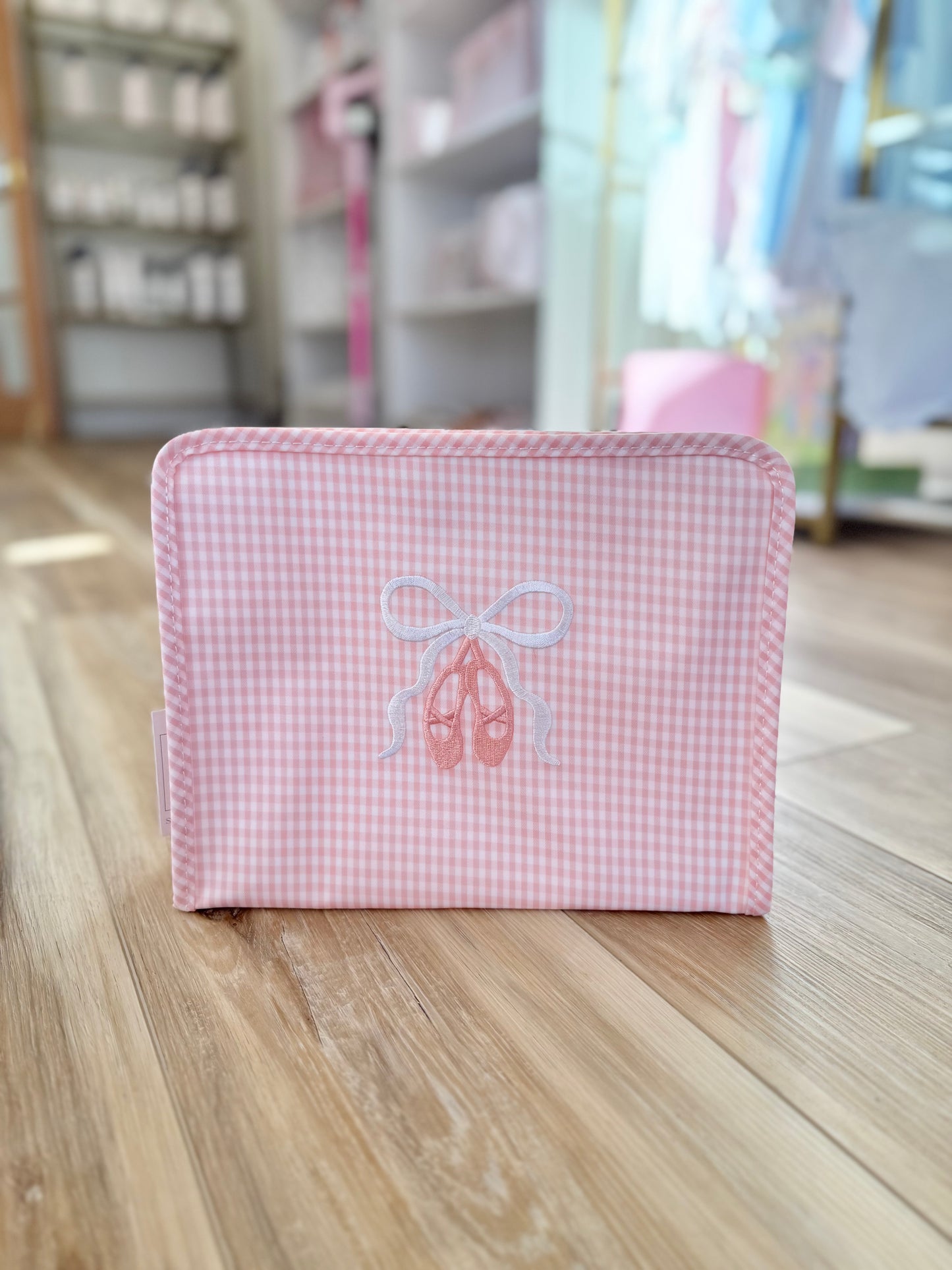 TRVL Pink Ballet Roadie