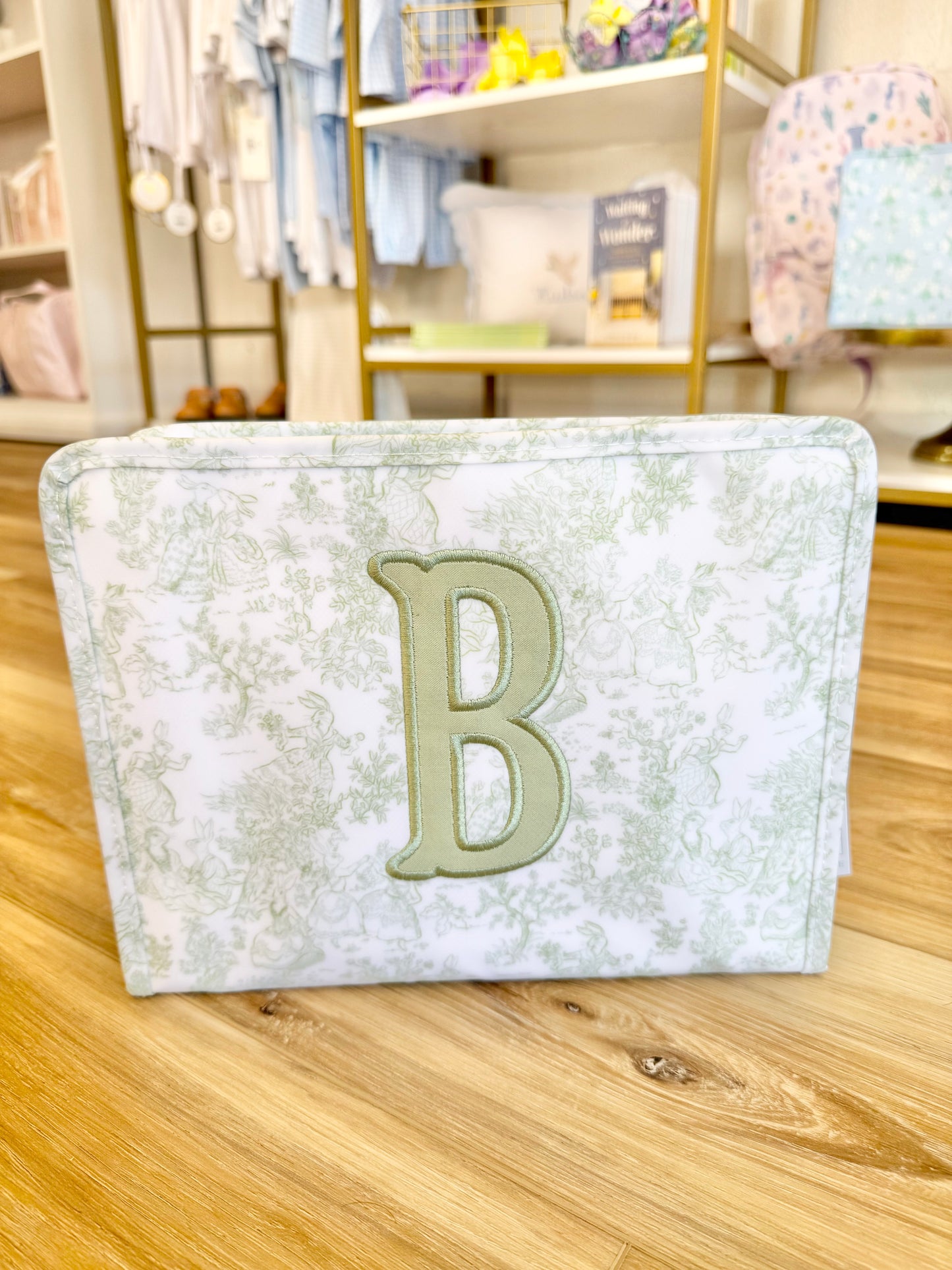 TRVL Bunny Green Toile Large Roadie